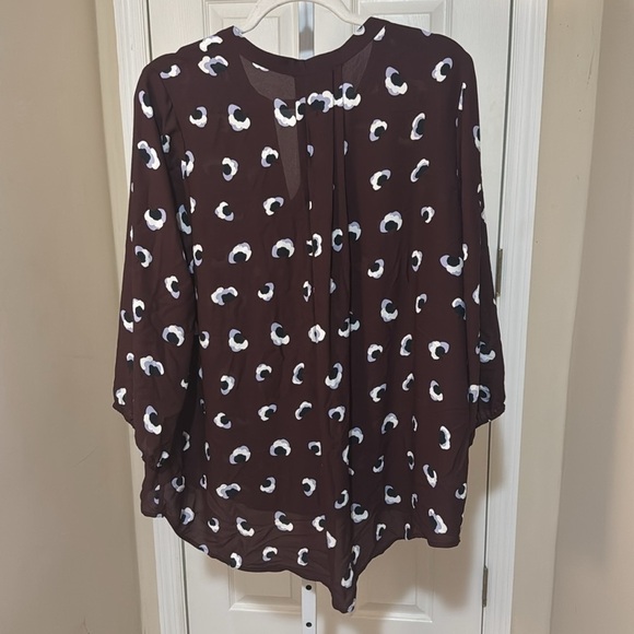 41 Hawthorn White and Purple Blouse Elegant Top - Picture 5 of 5